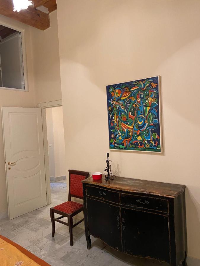 Renovated Apartment With 3 Bedrooms In An Historic Palazzo Between Port And Old Town Livorno Eksteriør bilde