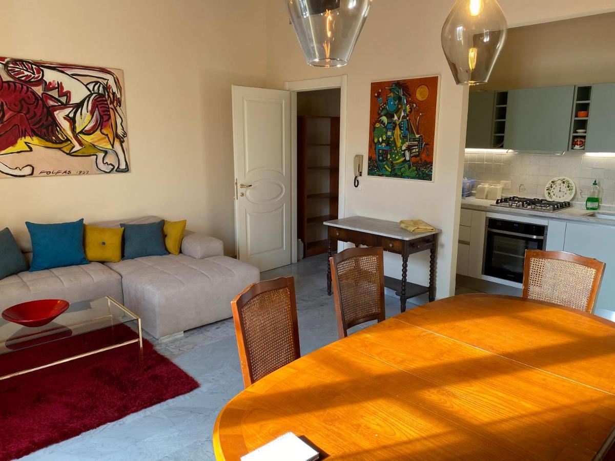 Renovated Apartment With 3 Bedrooms In An Historic Palazzo Between Port And Old Town Livorno Eksteriør bilde