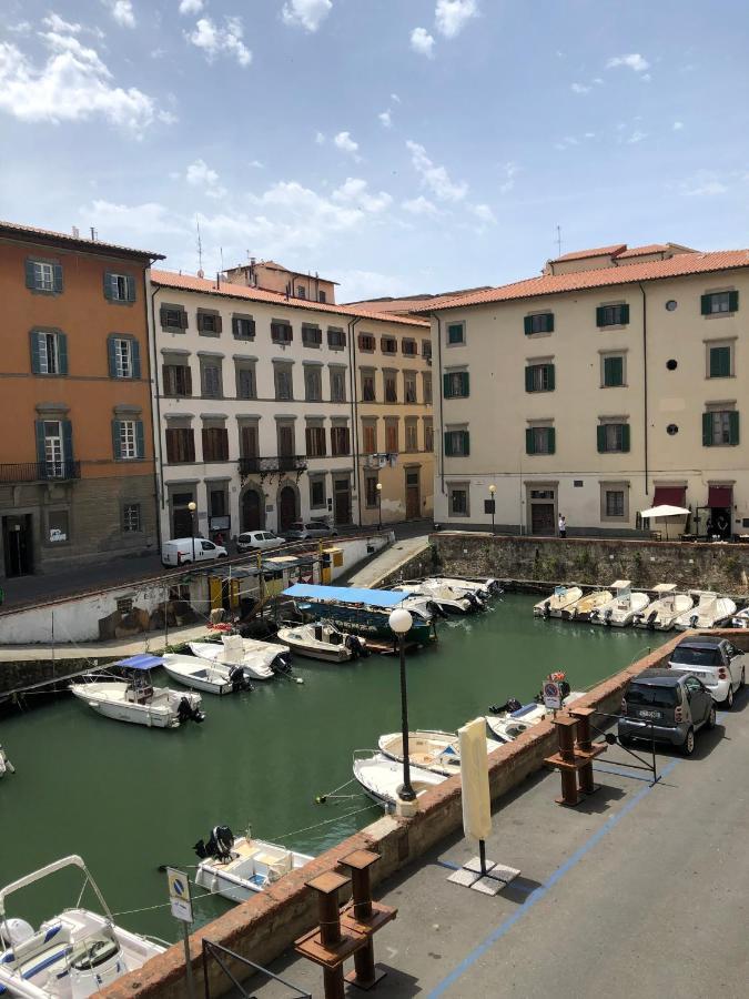 Renovated Apartment With 3 Bedrooms In An Historic Palazzo Between Port And Old Town Livorno Eksteriør bilde